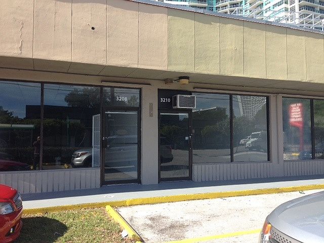 1st image of 3208 NE 2nd Ave