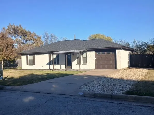 441 White Oak Ln, Burleson, TX 76028