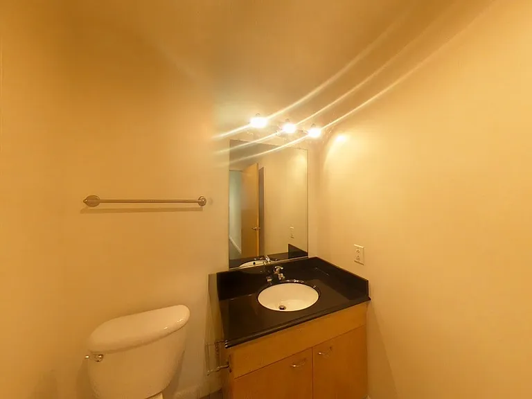1101 W Marshall St #126 — Photo 7