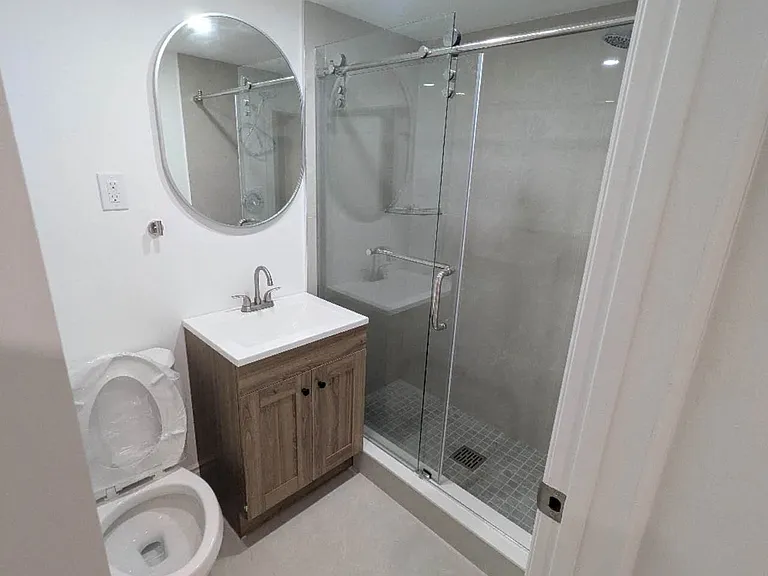 345 Centre St E #BASEMENT — Photo 7