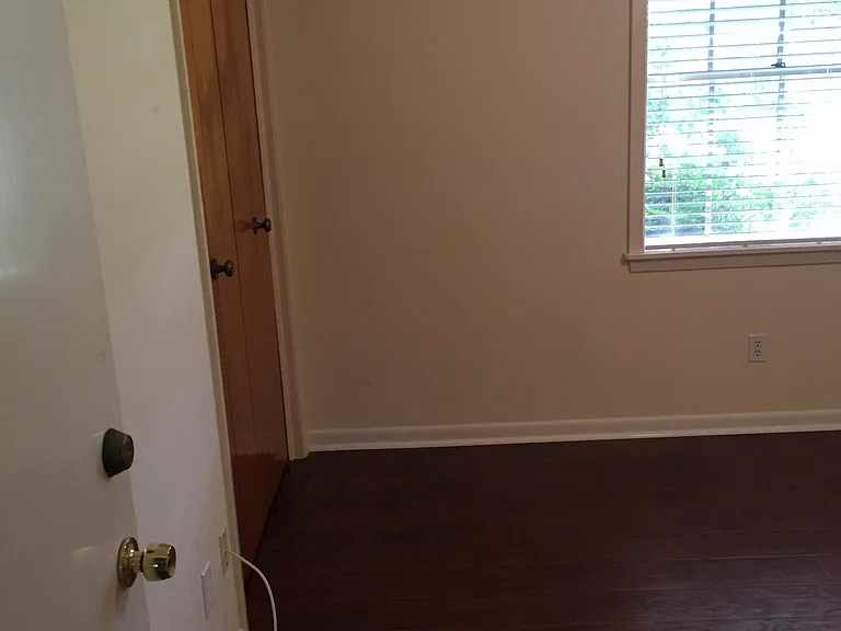 527 Highpoint Dr — Photo 10