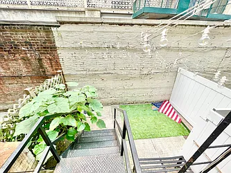 Rented by Century 21 Premier 