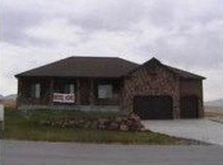 1036 E Black Rock Rd, Lake Point, UT 84074