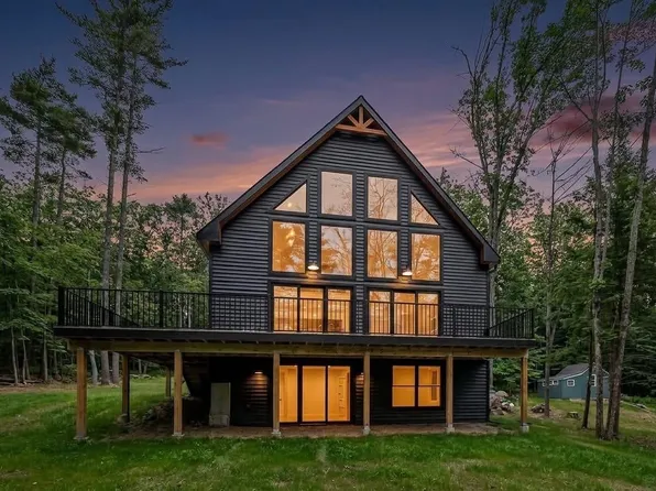 2 Jordan Way, Tuftonboro, NH 03816