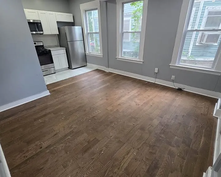 5 Gilbert Ave #3 — Photo 4