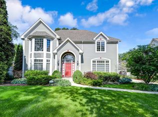 4146 Woodland Ave, Western Springs, IL 60558
