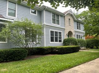 414 Randolph St, Glencoe, IL 60022