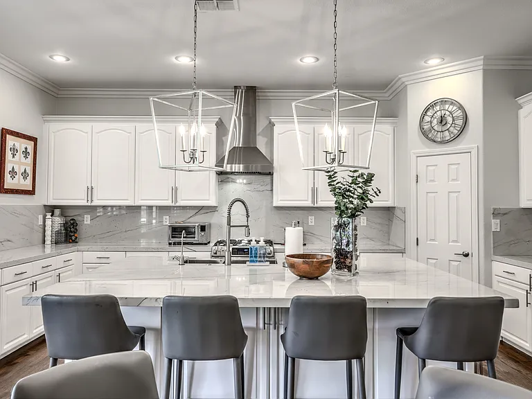 7166 Frontier Hills Ave — Photo 8