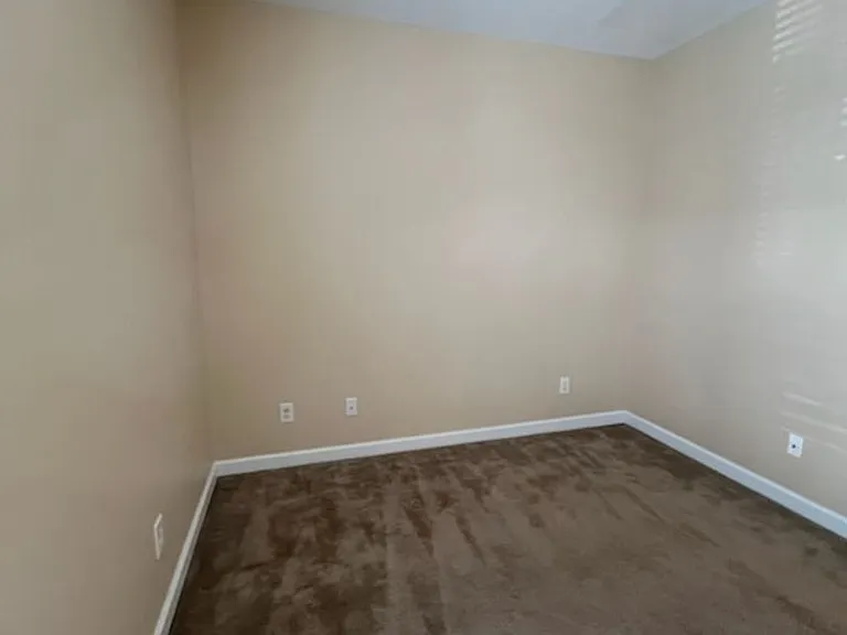 175 Old Murdoch Rd #106 — Photo 6