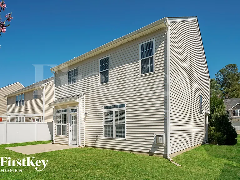 8163 Willowglen Dr — Photo 14