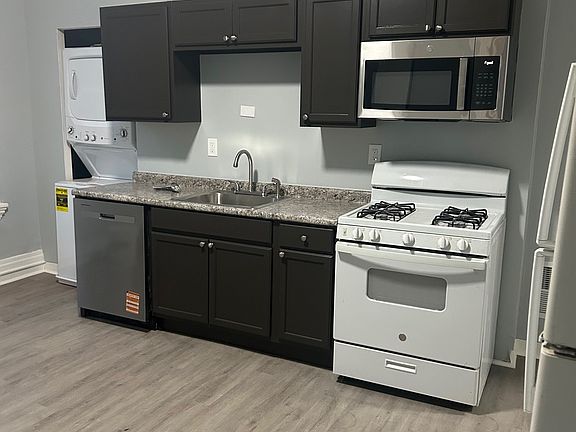 5th image of 5491 Hays St APT 2