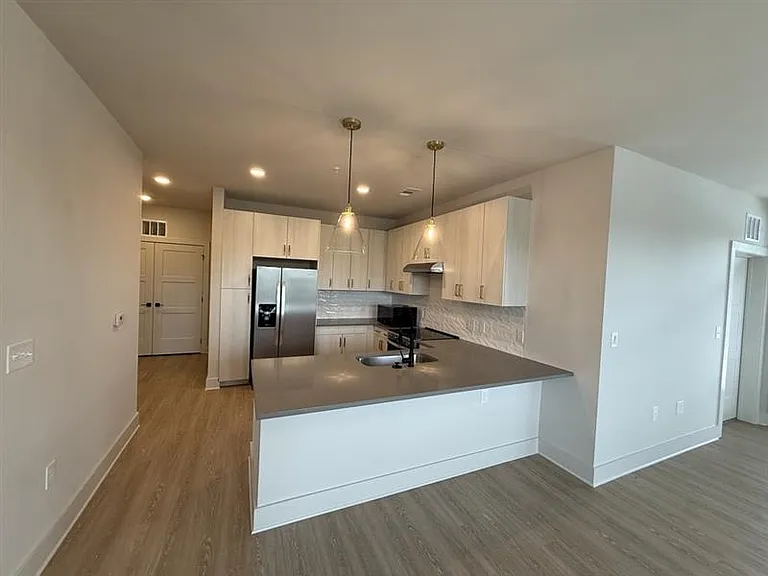 District on the Etowah Apartments — Photo 631