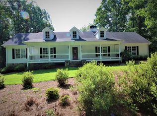 1660 Blue Pond Dr, Canton, GA 30115