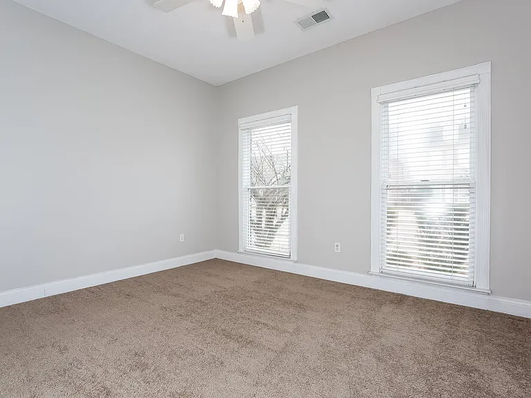 4797 Stone Cross Dr — Photo 10