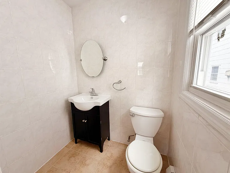 485 Manila Ave #2 — Photo 7