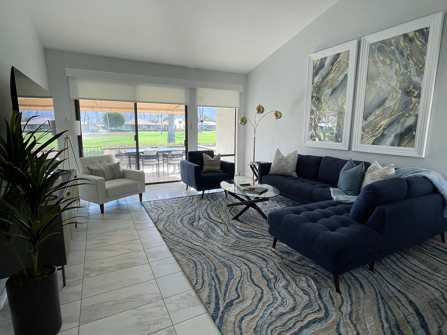 2 bed, 1270 sqft, $2,000 — Photo 2