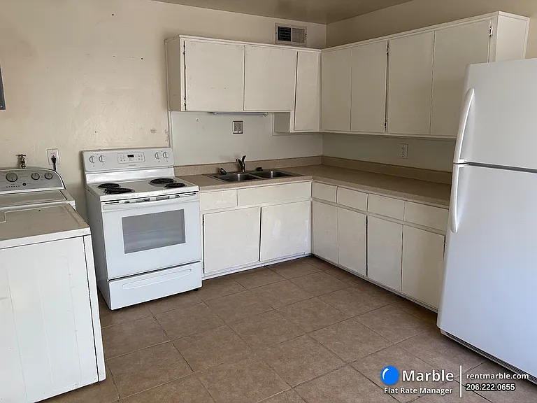 3513 Eastern Ave SE — Photo 19