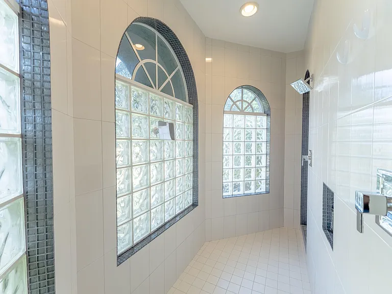 6138 NW Ginger Ln — Photo 14