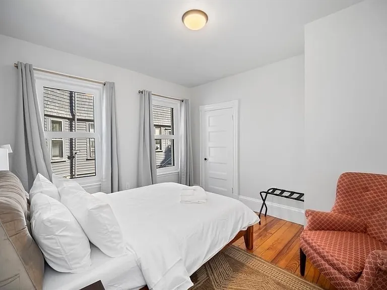 334 Highland Ave #1 — Photo 6