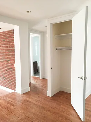 Rented by Bohemia Realty Group | media 8