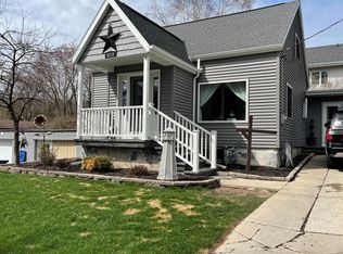 4210 Delta St, Manitowoc, WI 54220