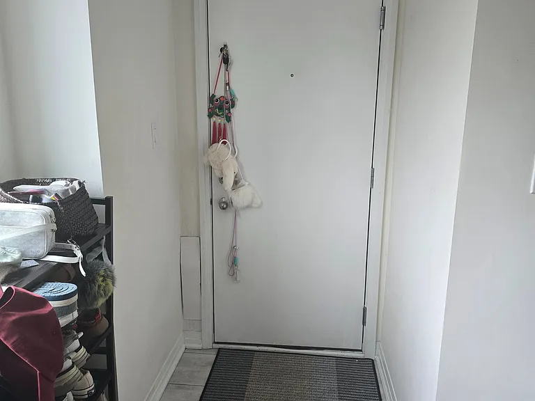 680 Atwater Ave #22 — Photo 6
