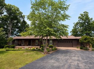 120 Smith Rd, Paris, TN 38242
