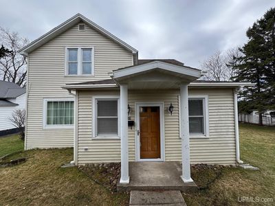 729 E B St, Iron Mountain, MI, 49801