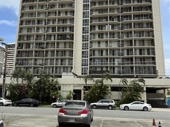 2121 Algaroba St APT 504, Honolulu, HI 96826