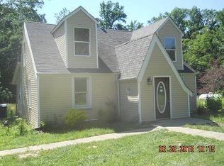 8220 Goat Hollow Rd, Martinsville, IN 46151