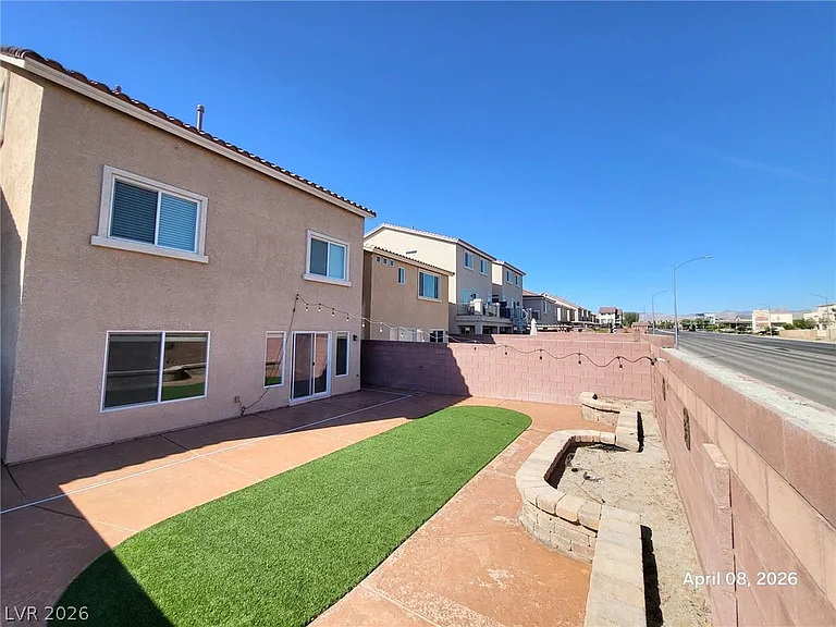 5882 Azzura Palms Ave — Photo 20