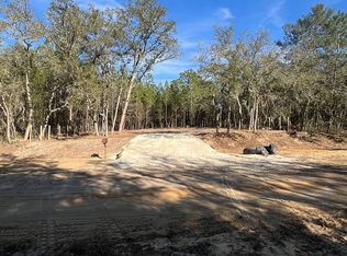 302 Kennedy Ave, Interlachen, FL 32148