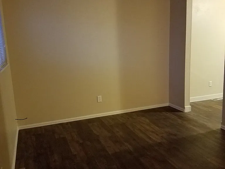 1611 Cottonwood Dr #2 — Photo 5