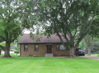 1809 Guiles Ave, Mendota, IL 61342