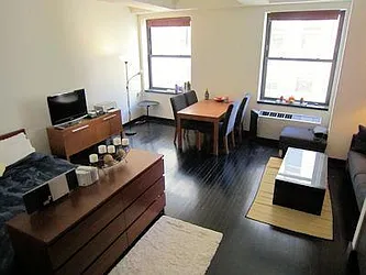 Rented by R New York