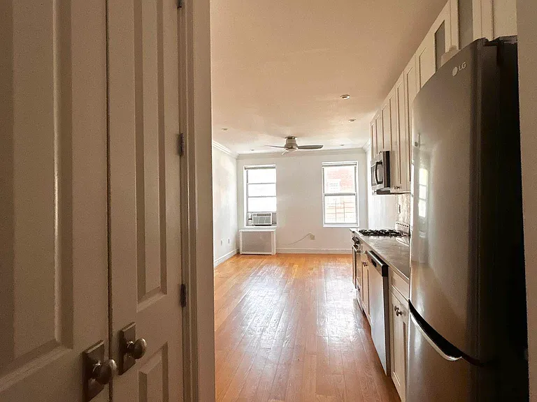 101 Ocean Pkwy #1 — Photo 6