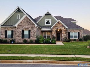 350 Summerglen Rd SW, Madison, AL 35756