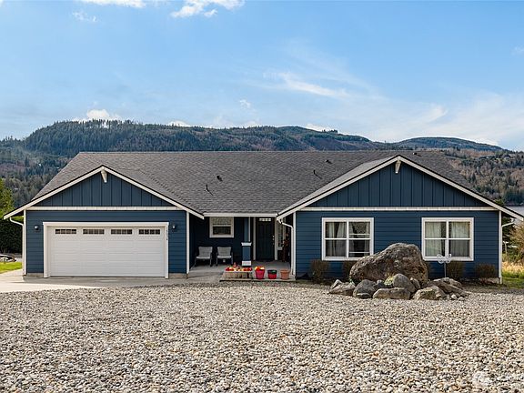 2nd image of 18034 Mariposa Lane