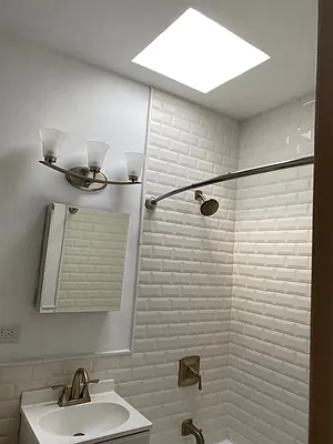 Rented by C M E PROPERTIES | media 7