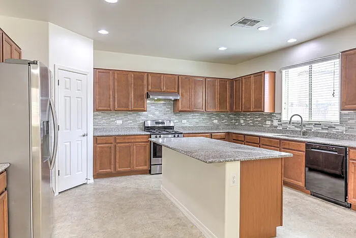837 W Placita Pozanco — Photo 10