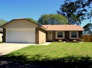 102 Foxcroft Dr, Slidell, LA 70461