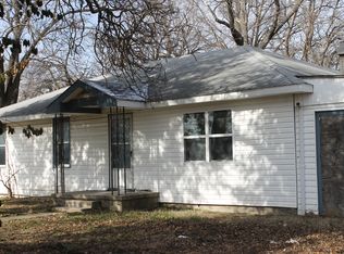 706 W Main St, Sheldon, MO 64784