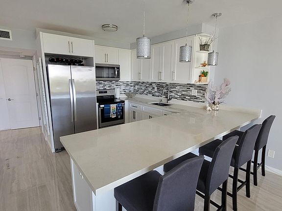3rd image of 5401 Collins Ave APT 722
