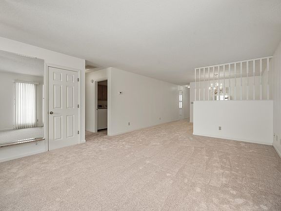 4th image of 4501 N Wheeling Ave #10A-102