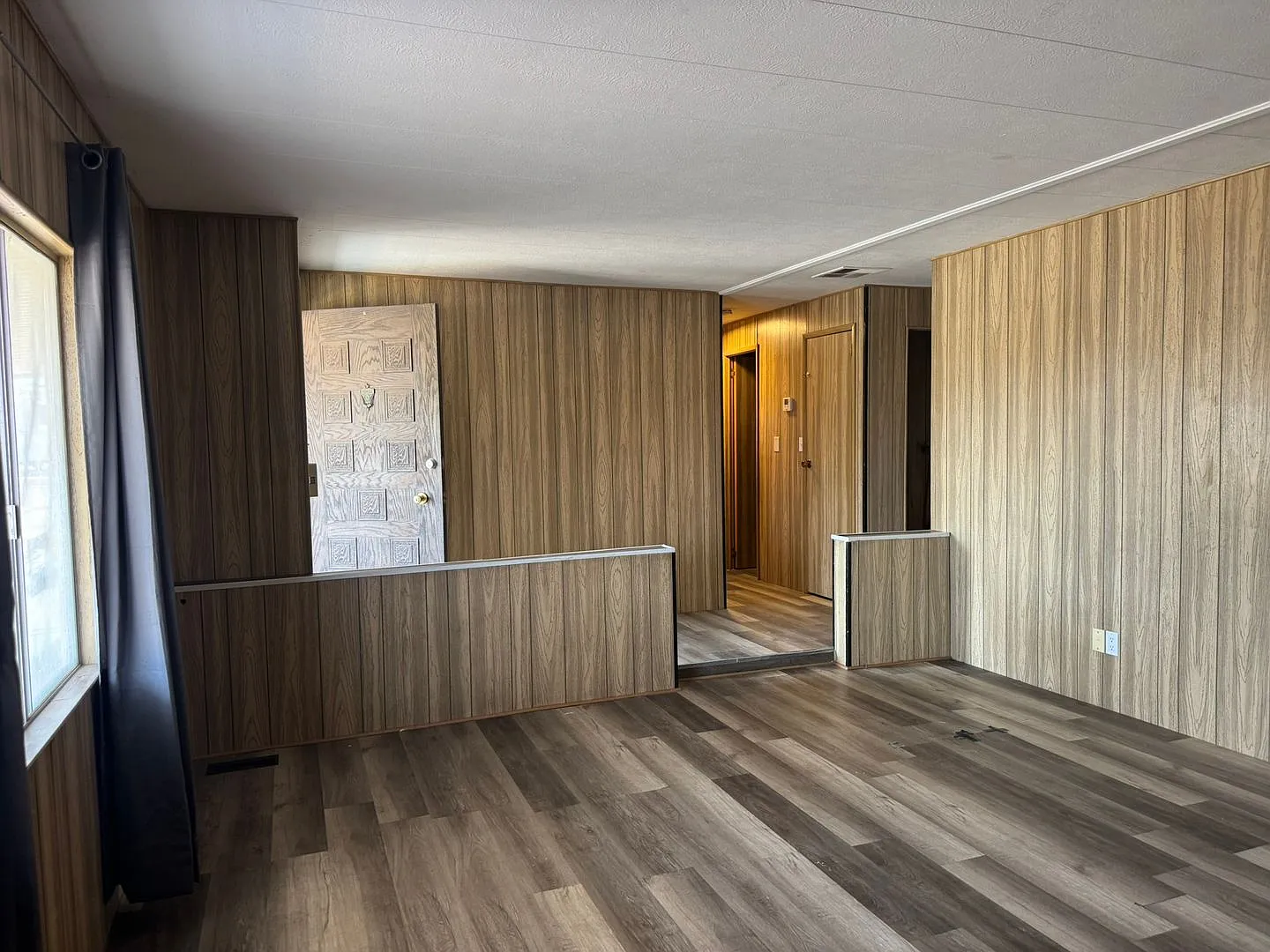 Large Customized 2 Bedroom Manuf Home w/Bonus Room= 3 total bedrooms — Photo 4