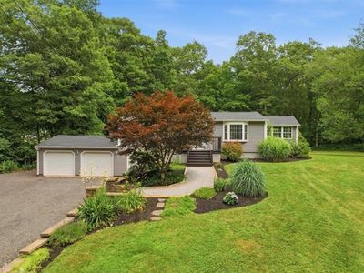 214 Anan Wade Rd, Glocester, RI, 02857