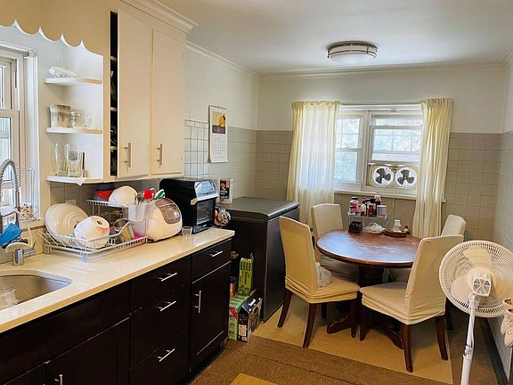 5th image of 0 Grove St #2