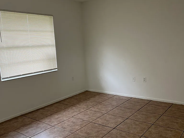 4153 Spitfire Ave #4153 — Photo 10