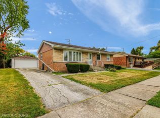 26 E Glengate Ave, Chicago Heights, IL 60411