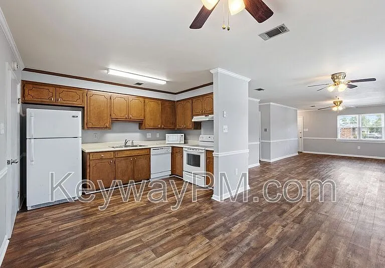 3933 Miramar Drive Ext — Photo 5